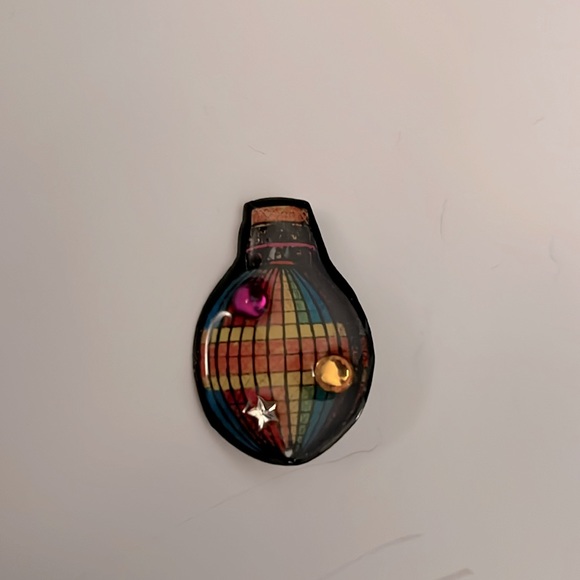 NWOT HOT AIR BALLOON BROOCH - Picture 2 of 4